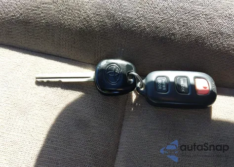 2001 Toyota Sienna Xle z USA, uszkodzony, nr VIN 4T3ZF13CX1U329173